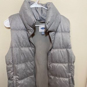 Old navy puffer vest